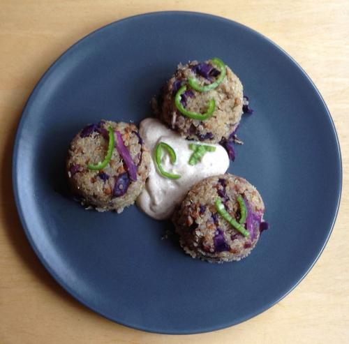 Quinoa-Linsen-Bällchen